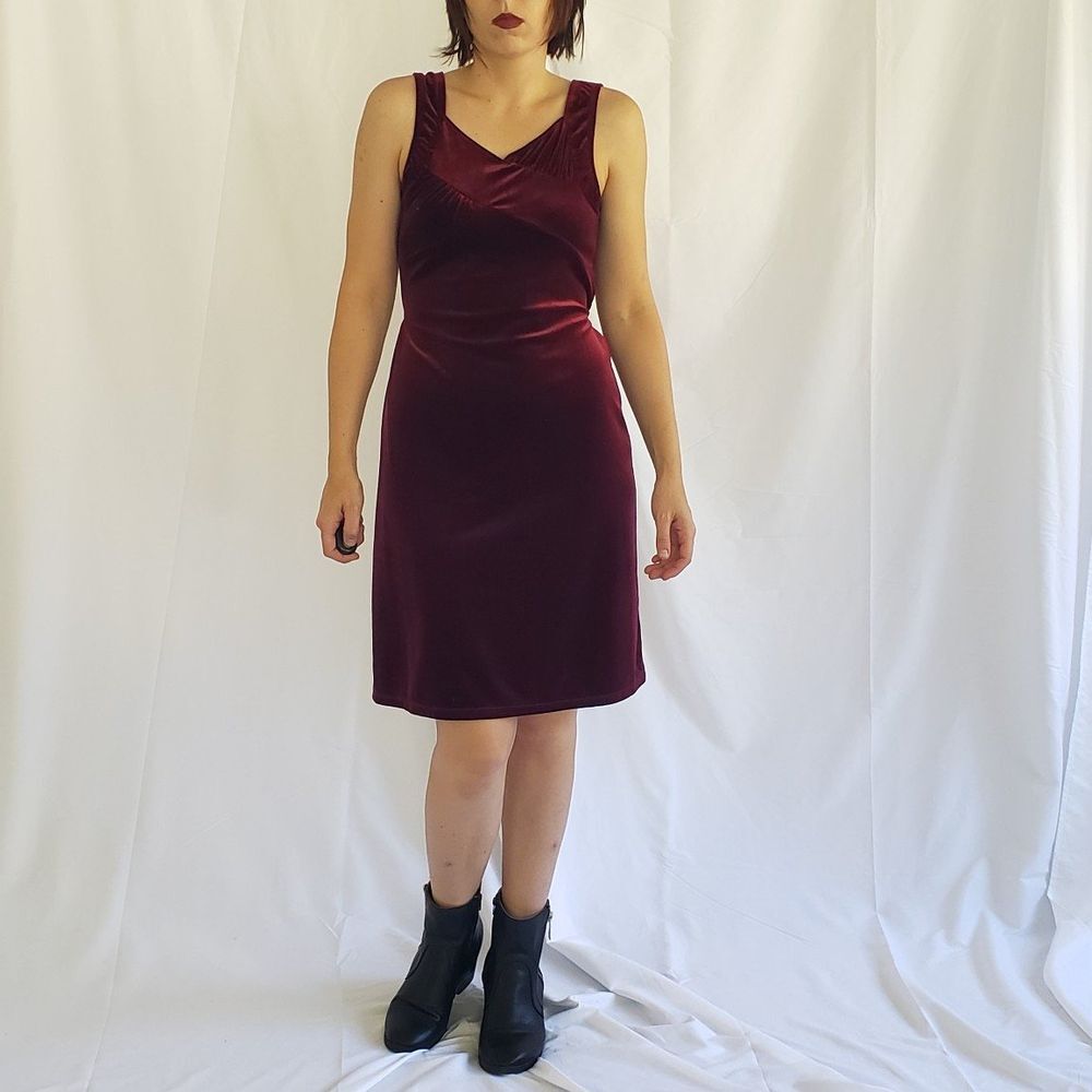 Y2K Pink Velvet Mini Dress‎